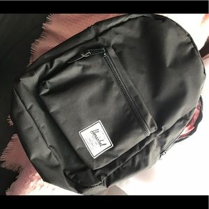 Herschel black settlement plus backpack padded